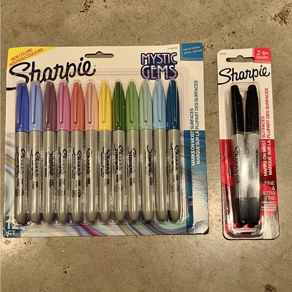 NWT Sharpie lot Mystic gems fine 12 Ct & Sharpie fine & ultra fine black 2 CT - Picture 8 of 8